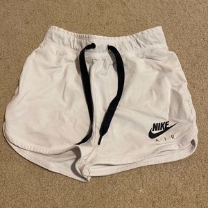 NIKE White Shorts